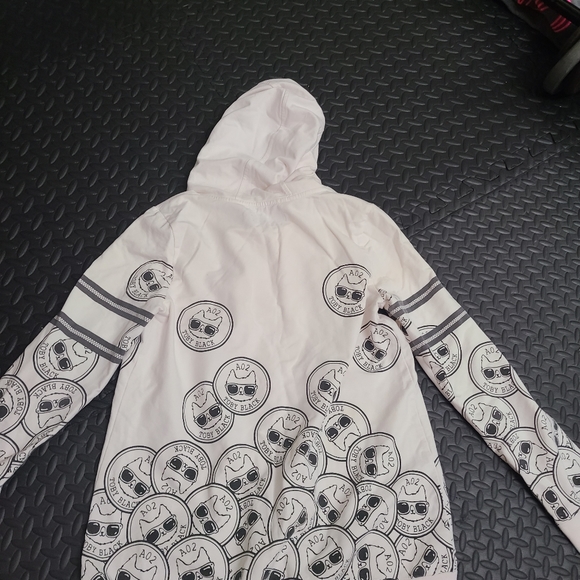 Black label cat jacket - Picture 4 of 4